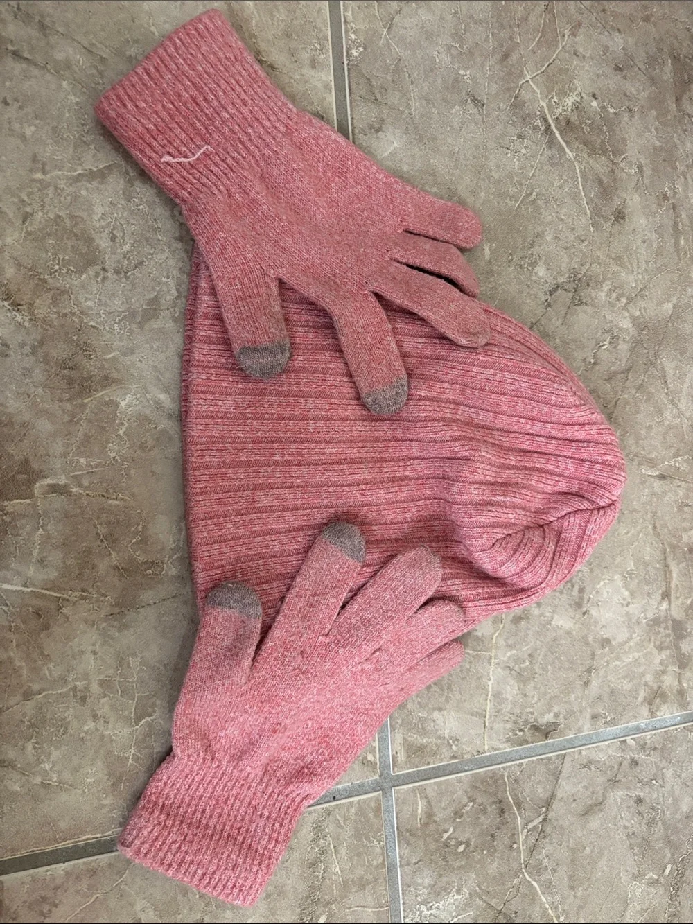 Time and Tru Pink Knit Beanie and Gloves Set